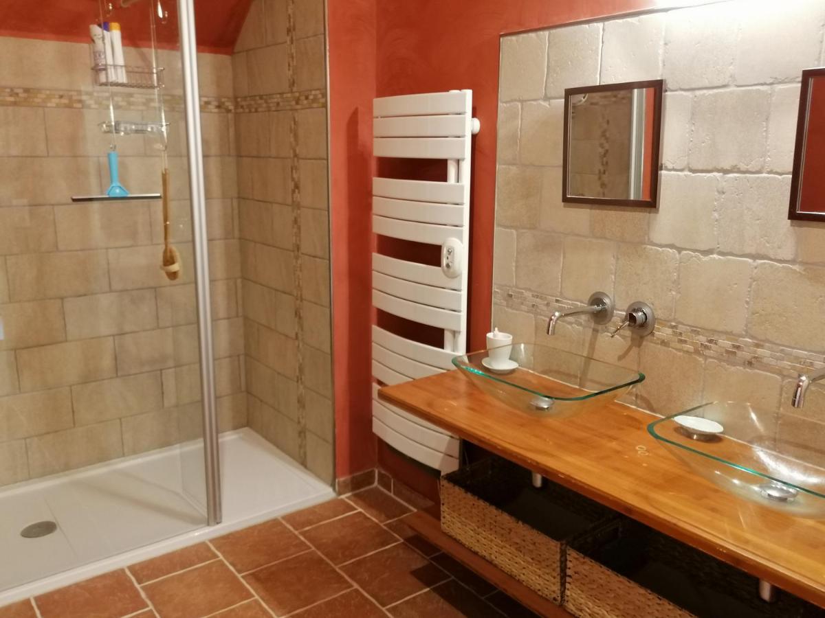 Maison Renovee En Pierres Sejour Spacieux Avec Jardin Et Terrasse Amenagee Pres Omaha Beach & Bayeux A 5Mn De La Mer Tous Commerces Commes المظهر الخارجي الصورة