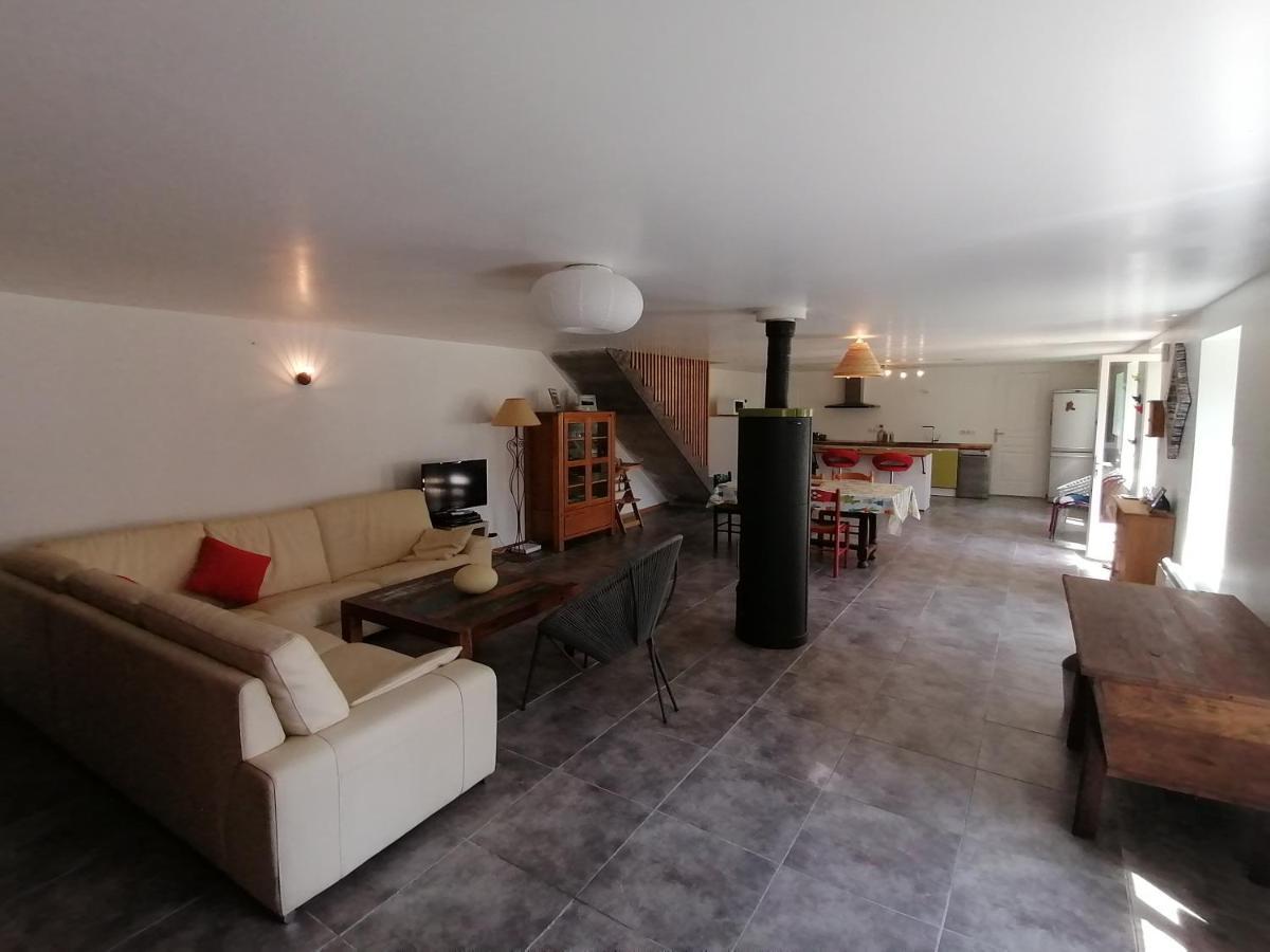Maison Renovee En Pierres Sejour Spacieux Avec Jardin Et Terrasse Amenagee Pres Omaha Beach & Bayeux A 5Mn De La Mer Tous Commerces Commes المظهر الخارجي الصورة