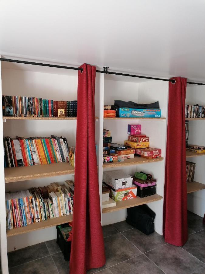Maison Renovee En Pierres Sejour Spacieux Avec Jardin Et Terrasse Amenagee Pres Omaha Beach & Bayeux A 5Mn De La Mer Tous Commerces Commes المظهر الخارجي الصورة