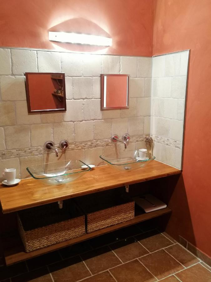 Maison Renovee En Pierres Sejour Spacieux Avec Jardin Et Terrasse Amenagee Pres Omaha Beach & Bayeux A 5Mn De La Mer Tous Commerces Commes المظهر الخارجي الصورة