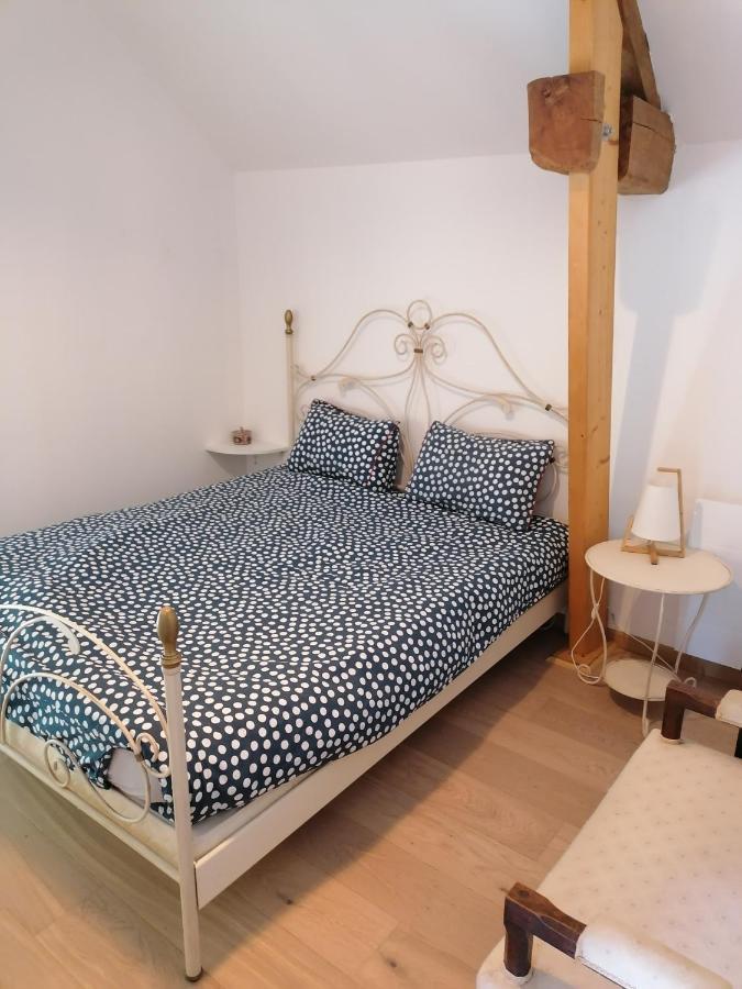 Maison Renovee En Pierres Sejour Spacieux Avec Jardin Et Terrasse Amenagee Pres Omaha Beach & Bayeux A 5Mn De La Mer Tous Commerces Commes المظهر الخارجي الصورة