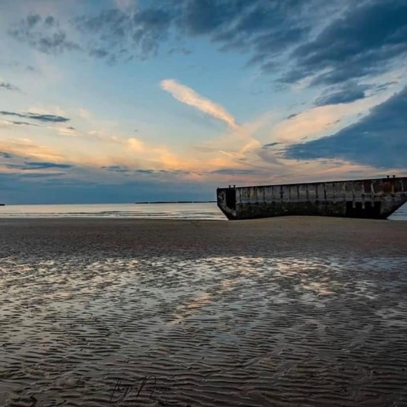 Maison Renovee En Pierres Sejour Spacieux Avec Jardin Et Terrasse Amenagee Pres Omaha Beach & Bayeux A 5Mn De La Mer Tous Commerces Commes المظهر الخارجي الصورة